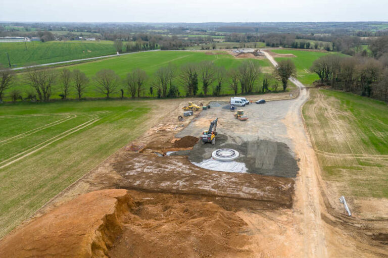 travaux publics chantier eoliennes loire atlantique hervé